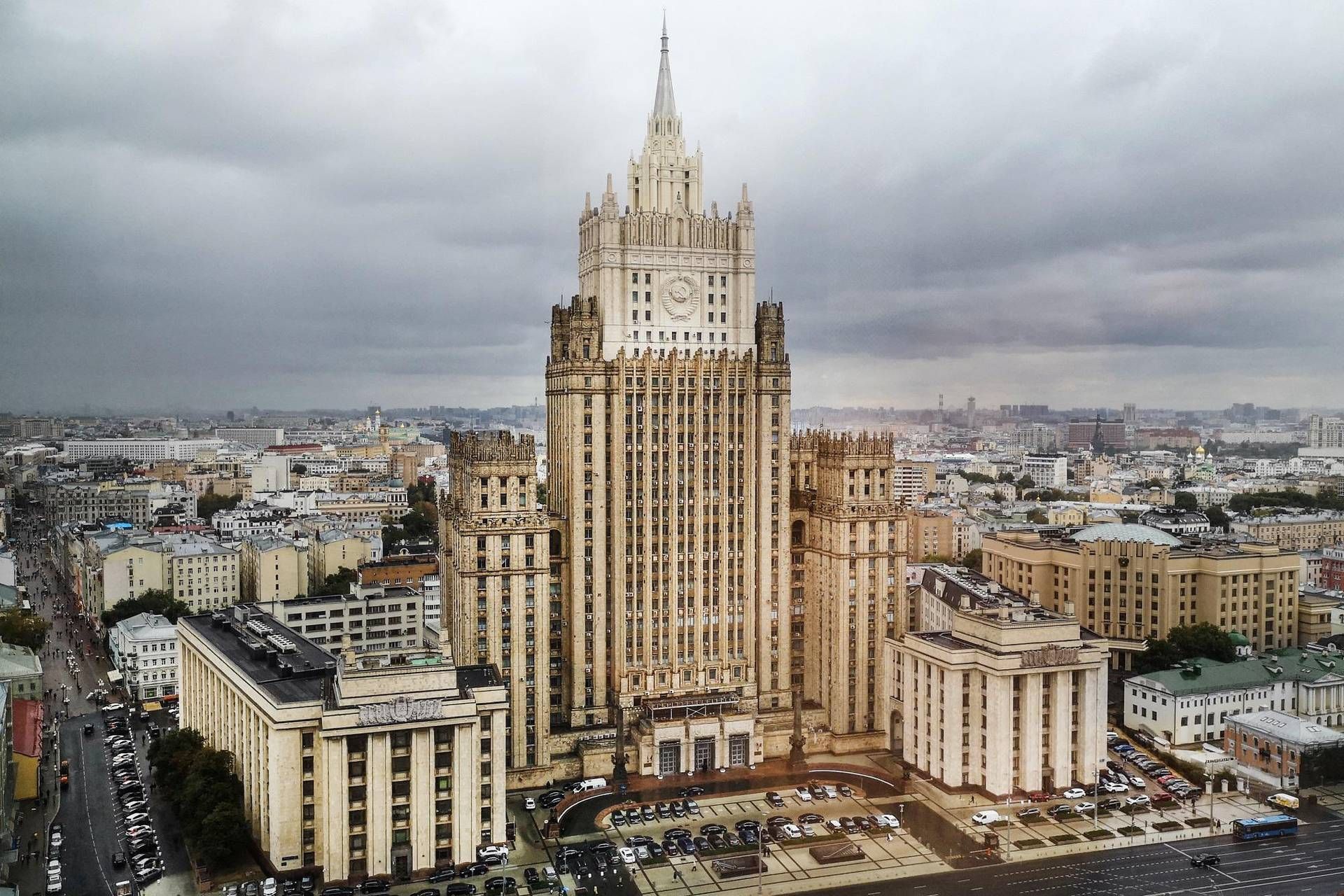 「ウクライナと新しいナチのフライヤーへのネクロフィリア」、ロシアのEU指導者の攻撃で