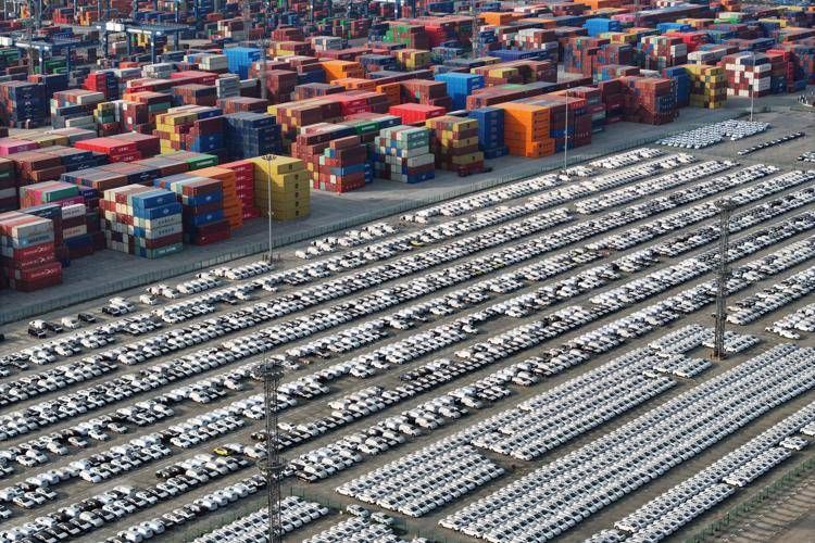 Dazi, Trump: "Firmato estensione tregua con Cina per altri 90 giorni"