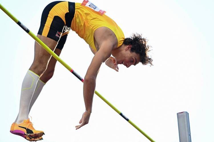 Duplantis ancora record mondiale, vola a 6,29 a Budapest