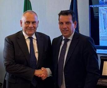 Legalità e trasparenza su appalti, il commissario dell'Adsp del Mar Tirreno centro settentrionale dal prefetto di Ro