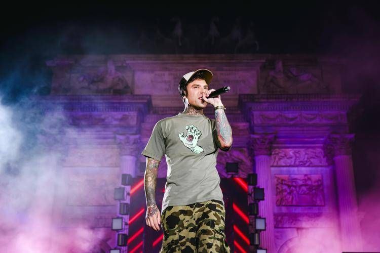 Da Tony Effe ad Achille Lauro, Fedez contro tutti: dissing sul palco del Red Valley
