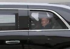 Trump e Putin insieme in auto