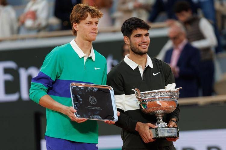 Sinner-Alcaraz, domani la finale a Cincinnati. Orario, precedenti e dove vederla