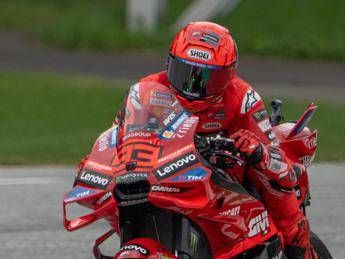 Gp Austria, dominio Marc Marquez davanti ad Aldeguer. Disastro Bagna