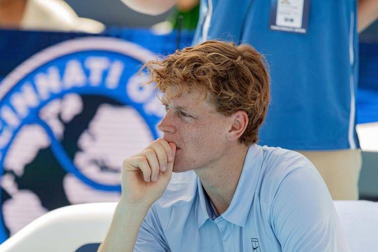 Sinner, ritiro a causa di un virus intestinale? Il medico: "I segnali ci sono tutti"