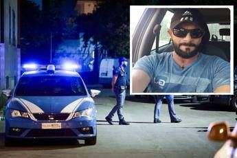 Ispettore polizia ucciso a Napoli, omicidio dopo lite per la fuga di un pappagal