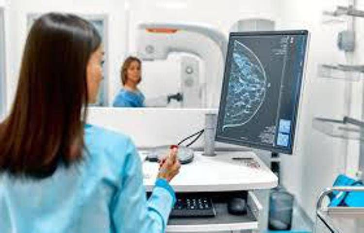 Caccia a cancro metastatico coi diamanti per migliorare diagnosi seno: lo studio