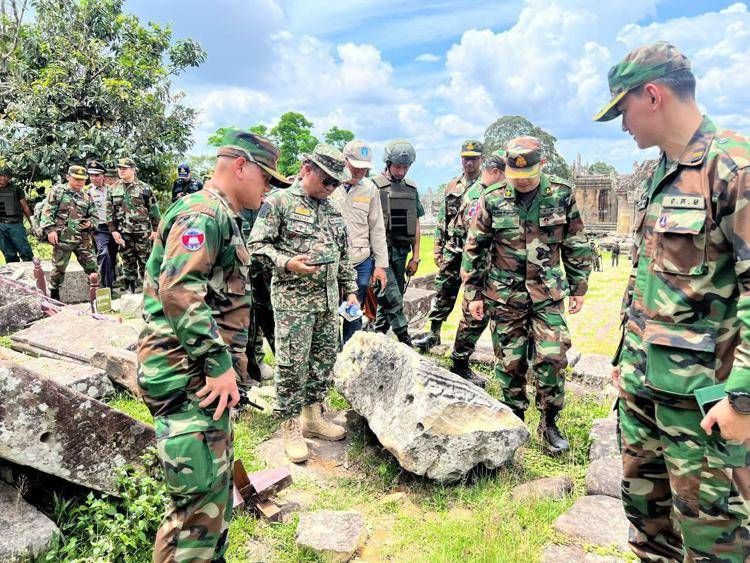 Thailandia-Cambogia, osservatori internazionali visitano area contesa