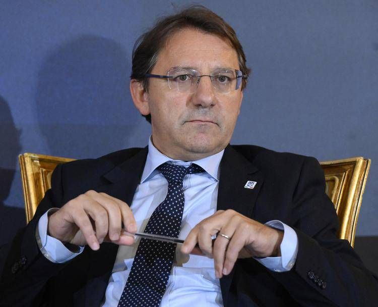 Calabria, Tridico scioglie la riserva: "Disponibile a candidarmi"