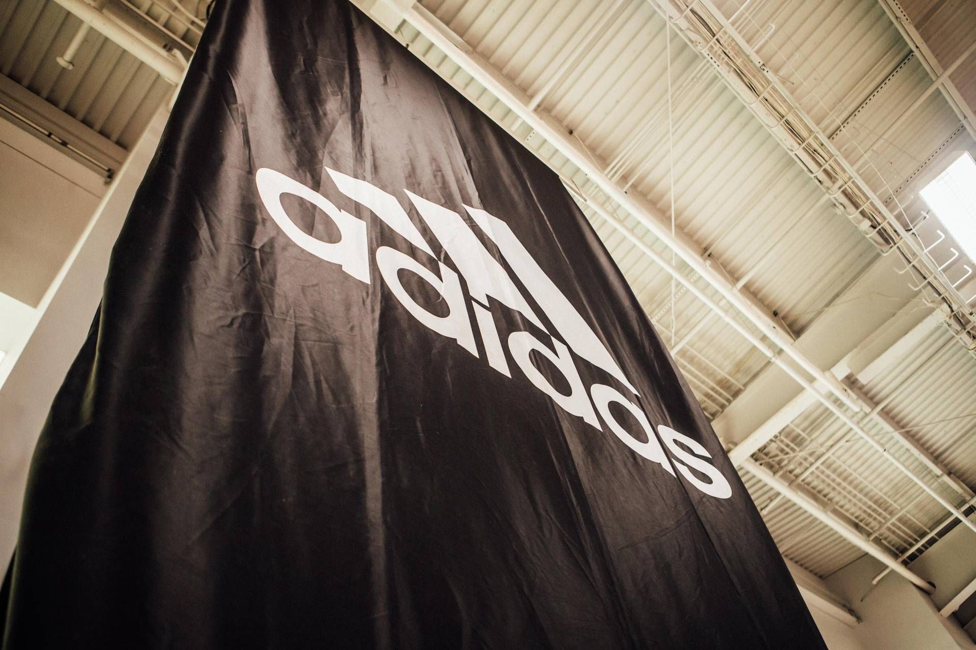 'Oaxaca Slip-on', Adidas modeli kültürel ödenek suçlaması altında sona eriyor