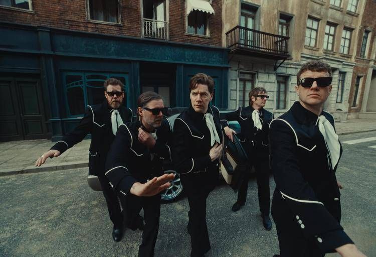 The Hives (foto Dean Brandshaw)