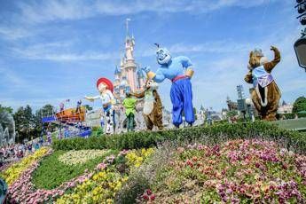 A Disneyland Parigi in camper. "Così regaliamo ai bimbi con disabilità il viaggio dei sogni"