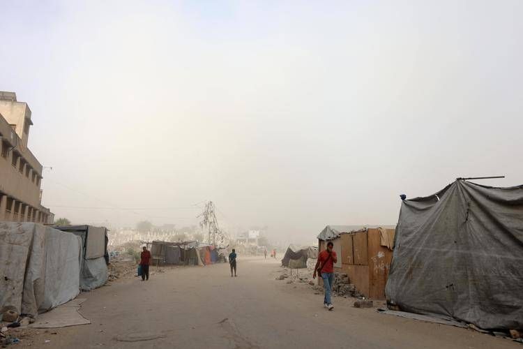 Gaza, la decisione dei patriarcati cristiani: "I religiosi non lasciano Gaza City"