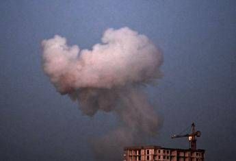 Ucraina, massiccio attacco notturno su Kiev. Zelensky: 