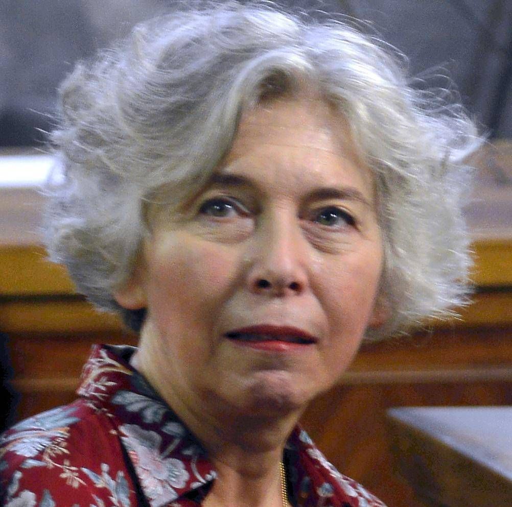 “Yiyecek param yoktu, Caritas'a gittim”: Irene Pivetti konuşuyor