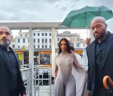 Kim Kardashian a Venezia, foto Adnkronos