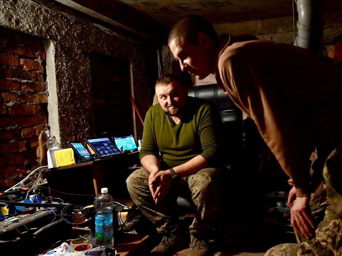 soldati ucraini in tenda