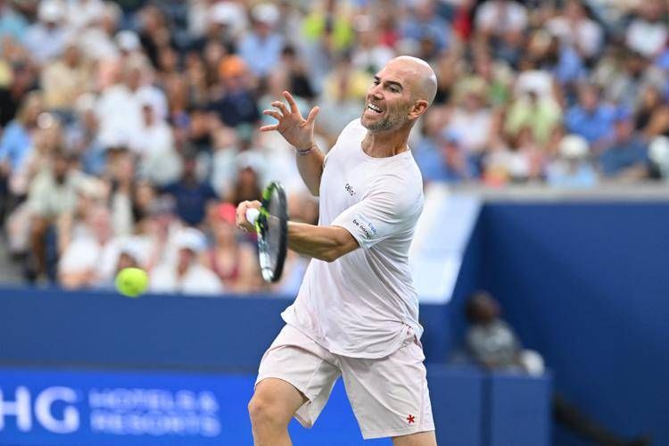 Il 'curioso caso' di Adrian Mannarino, il tennista che non vuole sapere il nome degli avversari fino al match