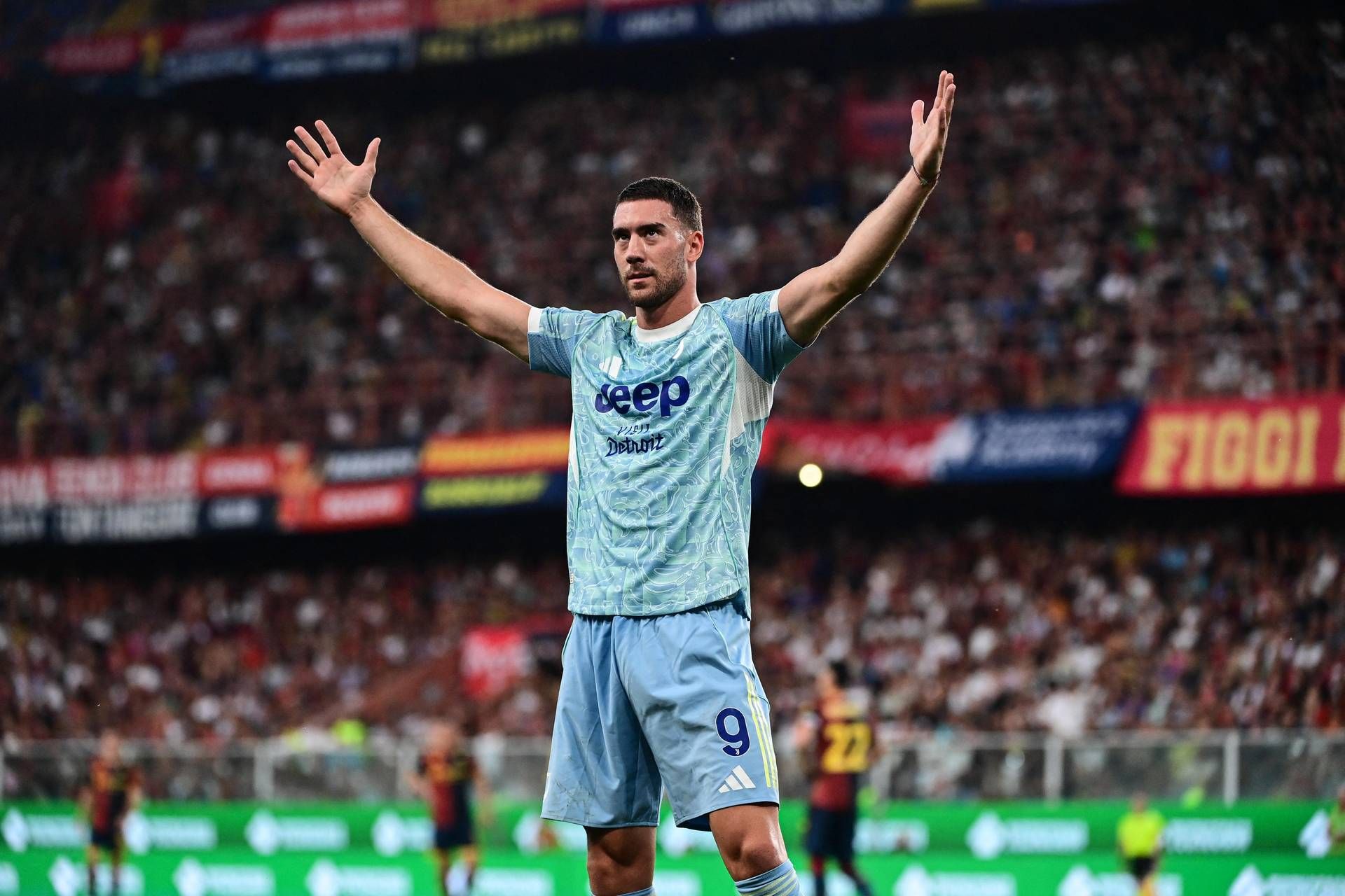 Genoa-Juve 0-1, Vlahovic Bianconeri'yi başlattı. Tudor tepeye uçar