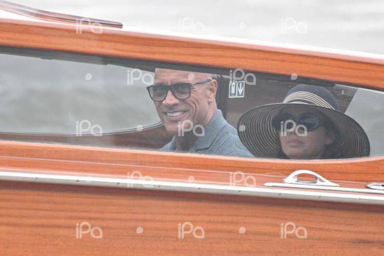 Mostra Venezia, arrivano Dwayne Johnson ed Emily Blunt: Leone d'Oro a Kim Novak