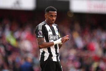 Calciomercato, Liverpool choc: 150 milioni per Isak, è record in Premier Leag