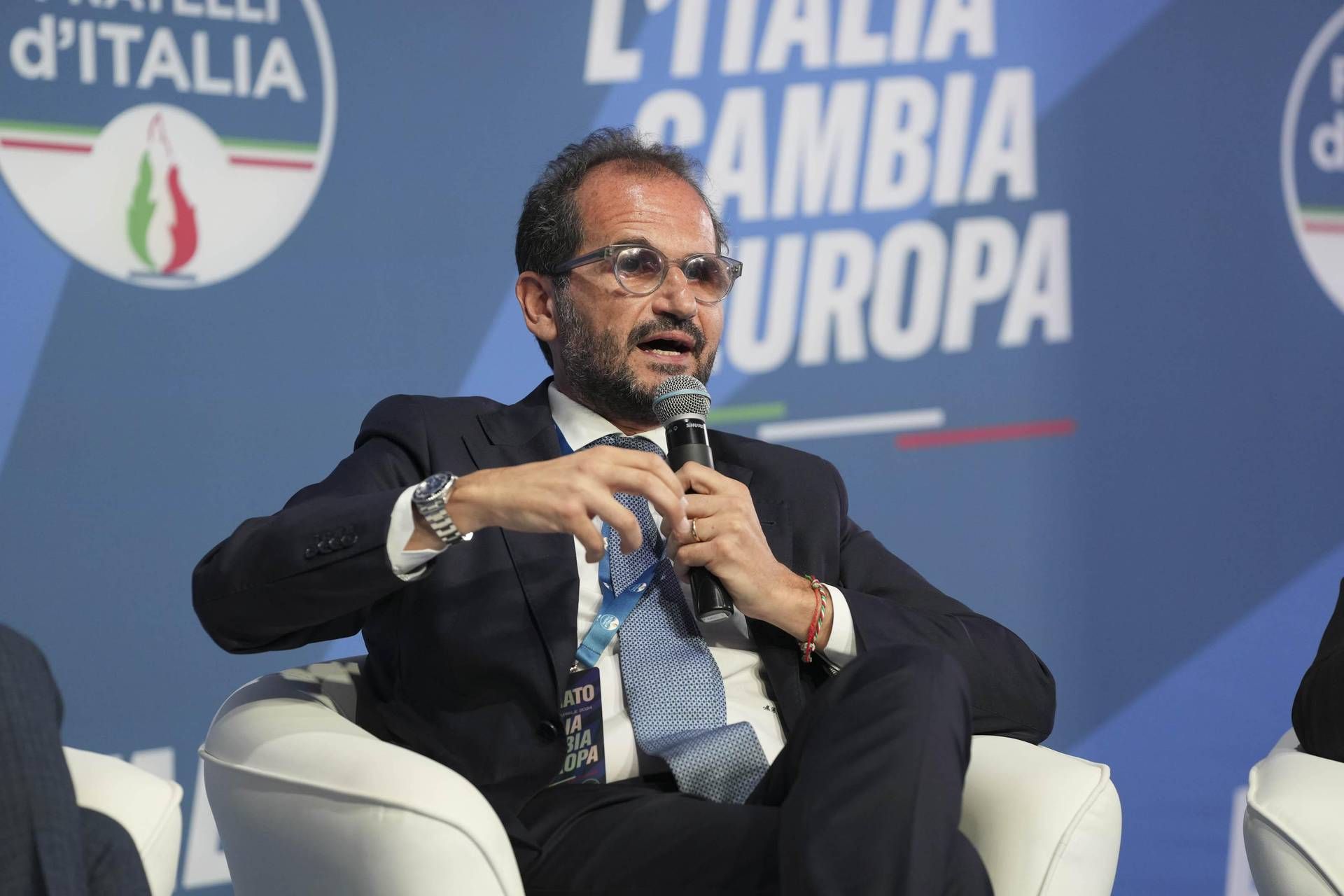 “Benimkine hazır, Decaro Cacicchi Oltre Emiliano ve Vendola'yı düşün”