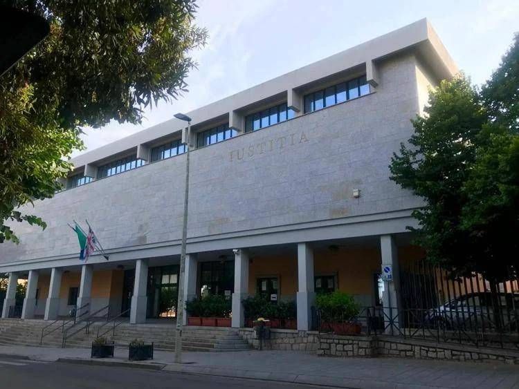 Grillo Jr ve grup tecavüz davası, dört sanık için 9 yıl hapis cezasına çarptırıldı