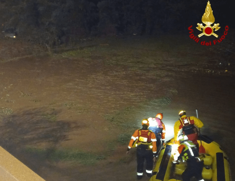 Maltempo al Nord, temporali e allagamenti: disagi in Veneto e Friuli. Chiusi parchi a Genova
