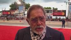 Mostra Venezia, Fabio Testi sul red carpet con la kefiah - Video