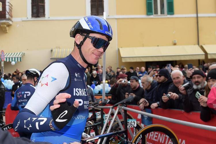 La moglie di Froome: "Chris ha rischiato la vita nell'incidente"