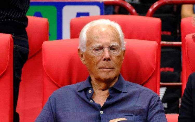 Armani, l'omaggio della stampa internazionale: "L'Italia perde un genio"