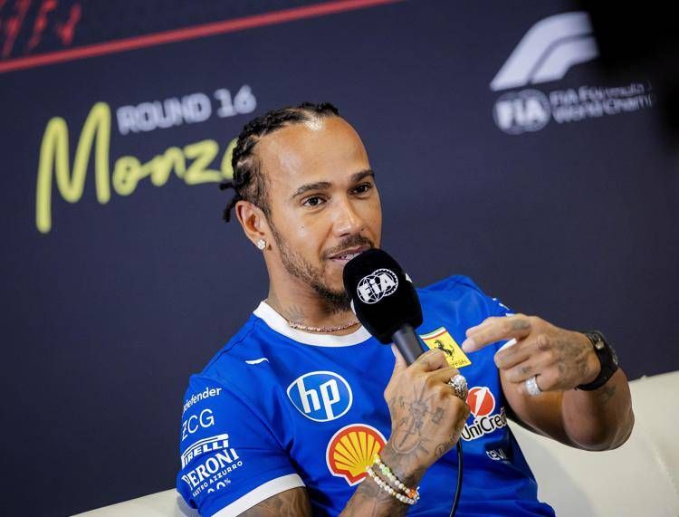 Hamilton: "Gp Monza, penalizzazione eccessiva. Fin qui con la Ferrari una corsa su montagne russe"