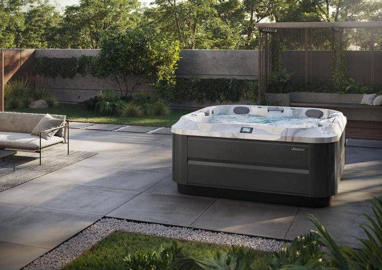 Jacuzzi®_Spa_J-332™