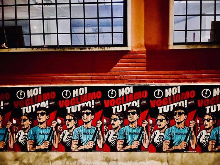 Scuola, al via le prime mobilitazioni: Blocco studentesco lancia campagna affissioni