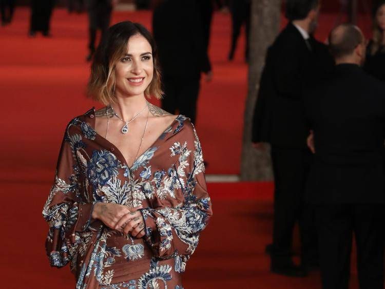 Ema Stokholma: "A Londra occupavo case e rubavo, volevo toccare il fondo"