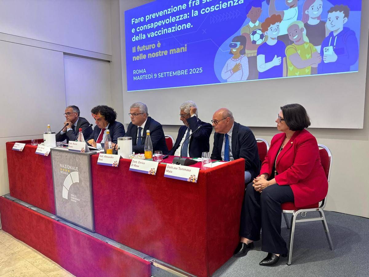 Vaccini, tra giovani coperture insufficienti per meningite B e Hpv
