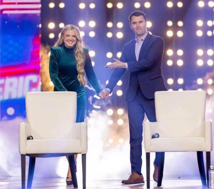 Charlie Kirk e la moglie Erika