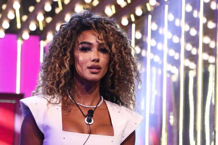 Samira Lui a Verissimo, chi è la valletta de 'La ruota della fortuna'