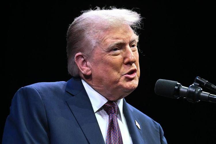 Russia, Trump alla Nato: "Nuove sanzioni solo se smetterete di comprare petrolio da Mosca"