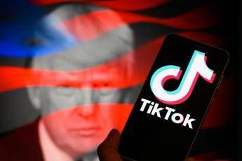 Trump annuncia accordo su TikTok: 