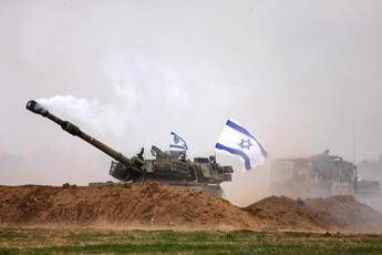 Tank israeliani entrati a Gaza City, Trump: 