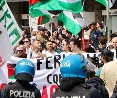 Gli occupanti di Scienze politiche bloccano anche Giurisprudenza: Il Prof agli studenti: 