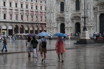 Caldo anomalo fino a 34°, poi brusco cambio meteo con piogge e nubifragi: ecco la da