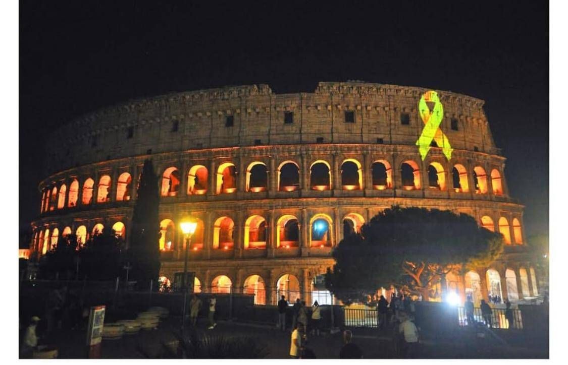 Nastro d'oro sui monumenti, al via campagna per sensibilizzare sulle cure del cancro infantile