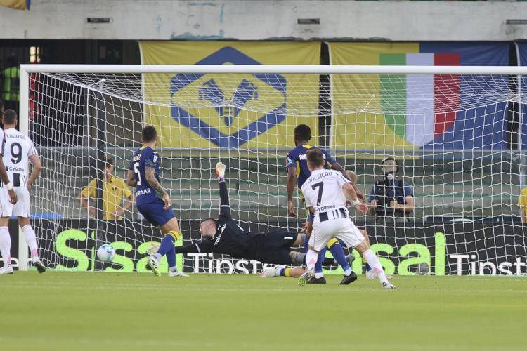 Verona-Juventus, il gol di Conceicao - Fotogramma /Ipa