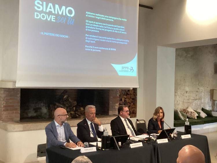 Tavolo relatori