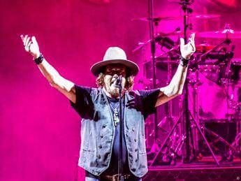 Auguri Zucchero, il re del rock-blues italiano compie 70 an