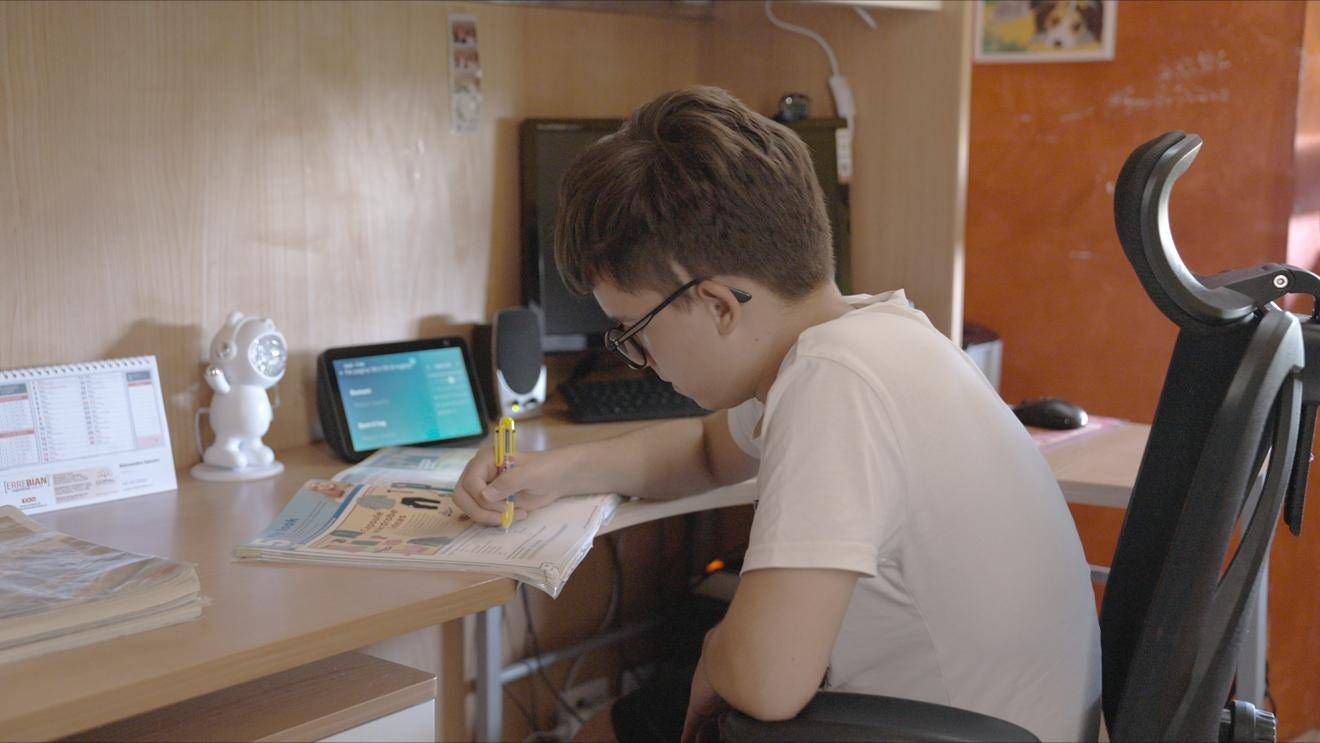 Okul, Amazon Alexa ile burada 'Öğretmen Beş'tir.