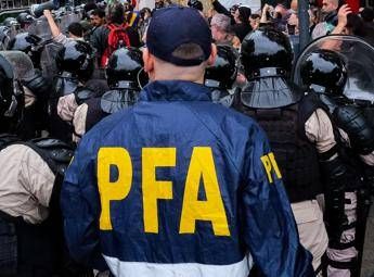 Il nuovo re dei narcos ha 20 anni, caccia a Pequeño