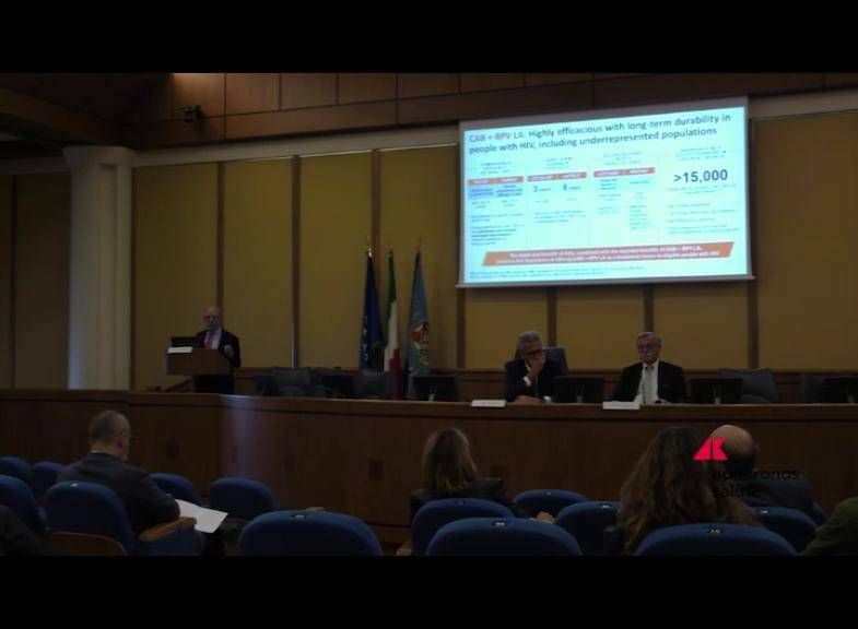 Roma'da HIV'de uzun etkili terapilerin önemi üzerine toplantı